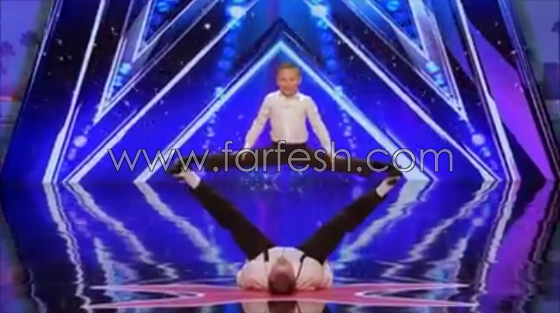 اب وابنه يشعلان مسرح اميركان جوت تالنت بعرض مبهر.. فيديو صورة رقم 18
