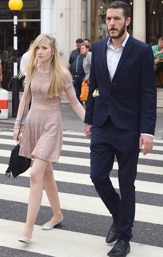 طفل يهز العالم.. المحكمة قضت بقتله امام والديه وترامب والبابا يتدخلان صورة رقم 23