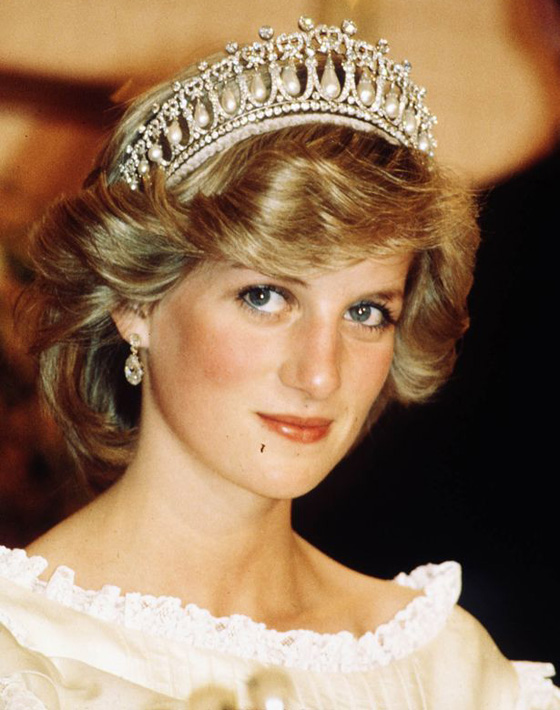 صور وفيديو: اجمل اطلالة للاميرة كيت ميدلتون صورة رقم 7