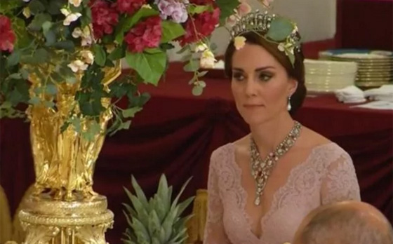 صور وفيديو: اجمل اطلالة للاميرة كيت ميدلتون صورة رقم 9