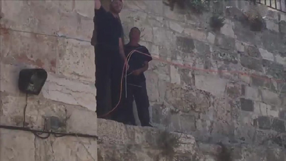 بوابات إلكترونية وكاميرات للمراقبة على مداخل المسجد الأقصى  صورة رقم 5