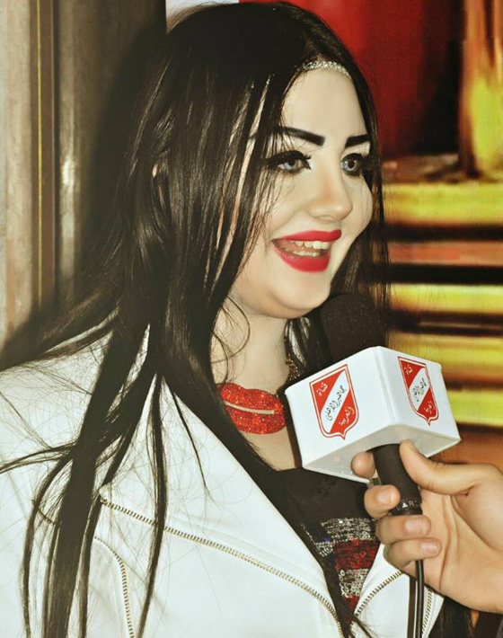  فيديو وصور بطلة (ركبني المرجيحة) بدون مكياج.. وسخرية الجمهور لم تتوقف! صورة رقم 12