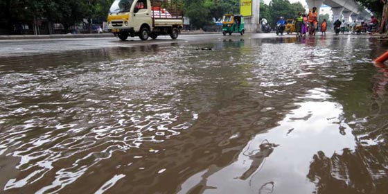  طوفان غير متوقع يغرق مدينة اسطنبول ومشاهد رهيبة! فيديو صورة رقم 8