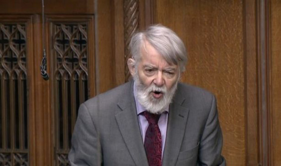 نائب بريطاني يدعو الناس إلى تناول القنب الهندي صورة رقم 7