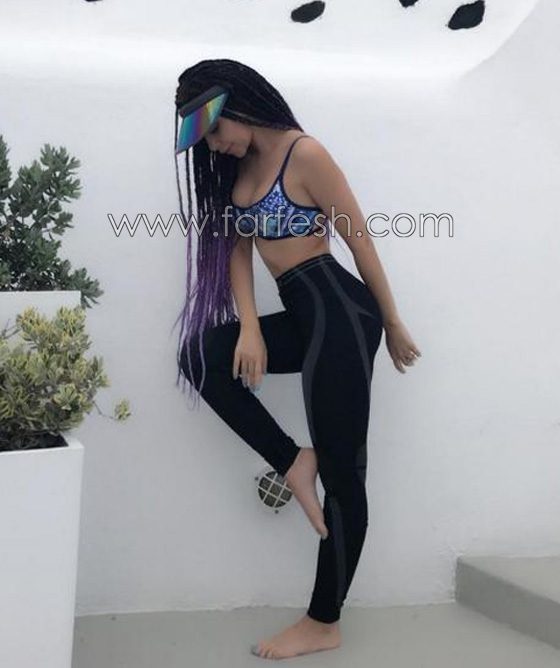 نجمات عربيات باطلالات مثيرة وجذابة.. صور صورة رقم 16