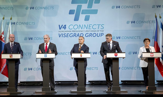 الميكروفون فضحه.. نتنياهو يعترف عن غير قصد بقصف حزب الله بسوريا صورة رقم 5