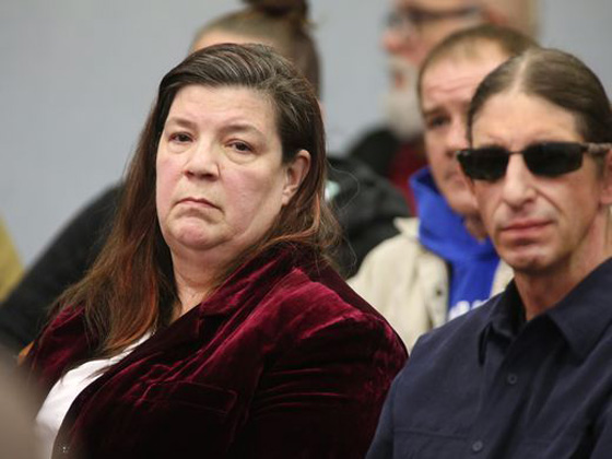 ببغاء شاهد على جريمة قتل وتردد عبارة 