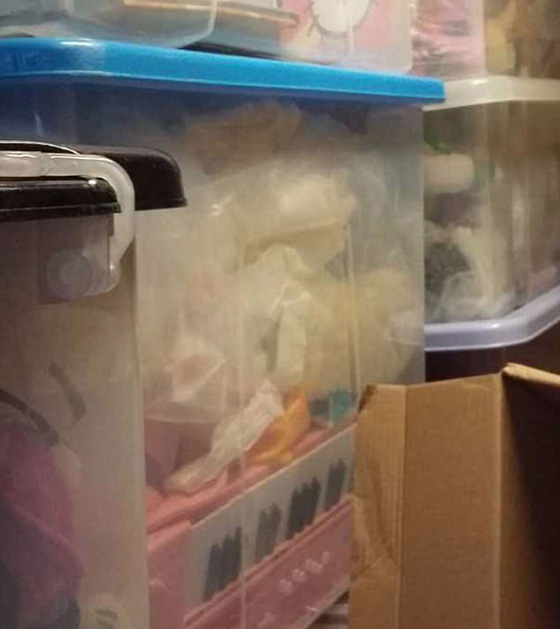 دمية مسكونة بروح شريرة تسبب حوادث مخيفة وتثير رعب عائلة! صورة رقم 2