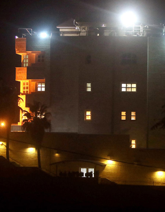 اسرائيل تخضع وتفتح تحقيقا ضد قاتل اردنيين في سفارتها بعمّان! صورة رقم 17