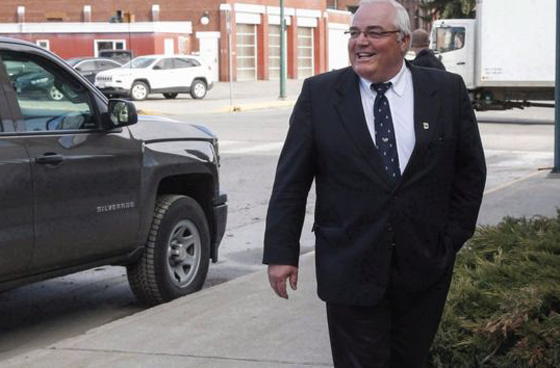 كندي يُحكم بالسجن بسبب زواجه من 25 امرأة صورة رقم 1