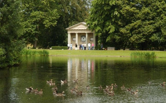 نابشو القبور حاولوا سرقة رفات الاميرة ديانا 4 مرات.. فيديو وصور صورة رقم 4