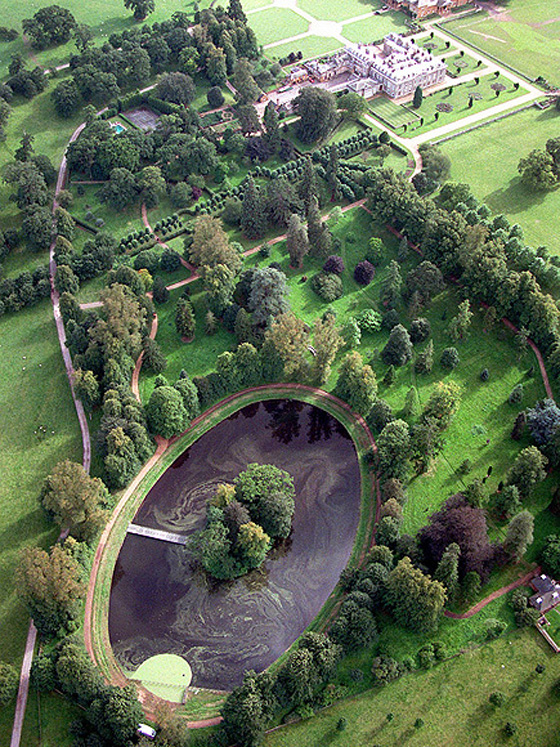 نابشو القبور حاولوا سرقة رفات الاميرة ديانا 4 مرات.. فيديو وصور صورة رقم 6
