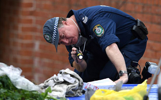 اعتقال 4 لبنانيين خططوا لتفخيخ ماكينة عصير وتفجيرها بطائرة في الجو صورة رقم 14