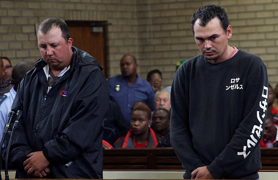 اعتديا على مزارع أسود بالضرب المبرح ووضعاه في نعش لاحراقه  صورة رقم 5