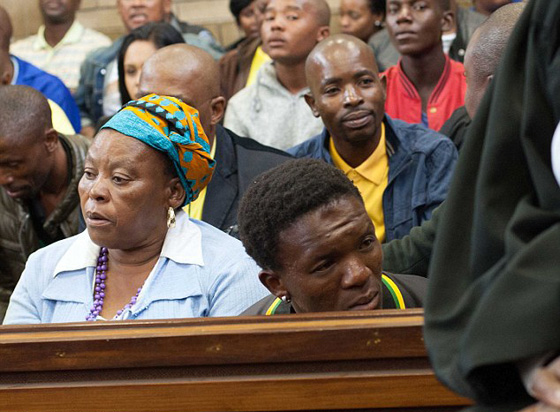 اعتديا على مزارع أسود بالضرب المبرح ووضعاه في نعش لاحراقه  صورة رقم 12