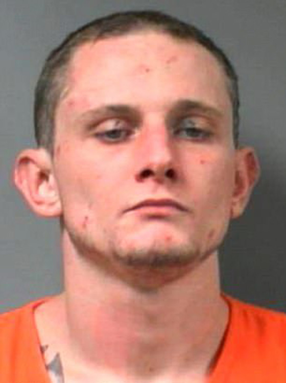 فرار 12 سجينا خطيرا بأمريكا احتالوا على السجان بزبدة الفول السوداني صورة رقم 3