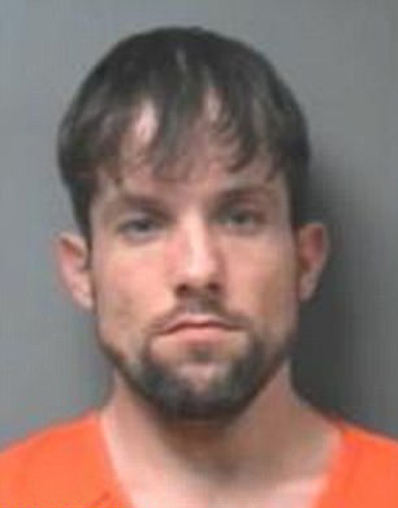 فرار 12 سجينا خطيرا بأمريكا احتالوا على السجان بزبدة الفول السوداني صورة رقم 11