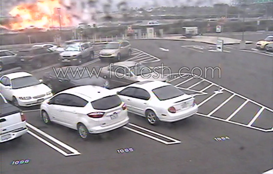 فيديو يظهر لحظة تحطم طائرة صغيرة حاولت الهبوط على شارع سريع صورة رقم 3