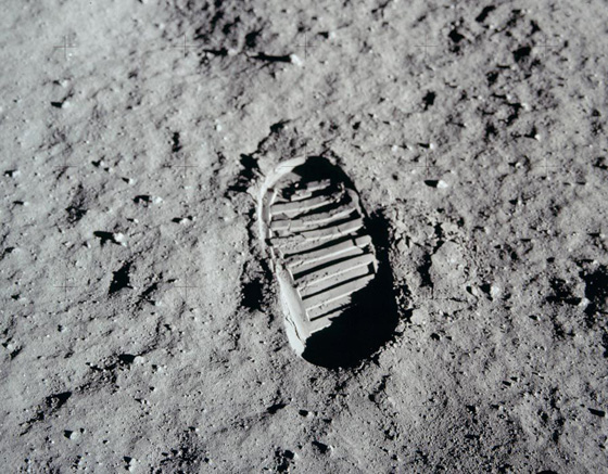 هل كان الهبوط على القمر أكبر كذبة في التاريخ؟! صورة رقم 9