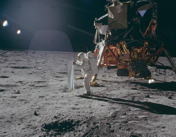 هل كان الهبوط على القمر أكبر كذبة في التاريخ؟! صورة رقم 7