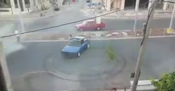 اعتقال مفحّط رام الله بشبهة الازعاج وخلع الملابسض حياة الناس للخطر.. فيديو صورة رقم 2