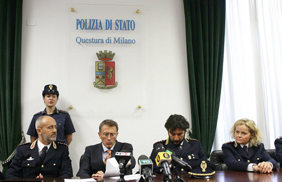 بريطاني خطف عارضة أزياء وهدد ببيعها في مزاد عبر الإنترنت صورة رقم 17