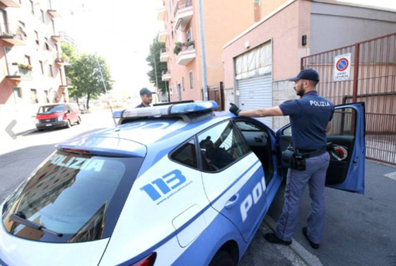 بريطاني خطف عارضة أزياء وهدد ببيعها في مزاد عبر الإنترنت صورة رقم 23