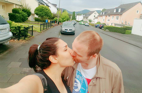 قصة كيرلس المصري الذي اصبح كارلا وصراع المجتمع مقابل الهرمونات صورة رقم 7