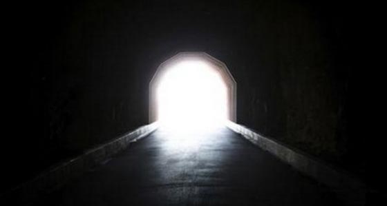 عائدون بعد الموت الاكلينيكي يروون ما شاهدوه في العالم الآخر! صورة رقم 2