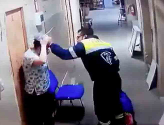 فيديو صادم.. طبيب يعتدي على صديقته الممرضة الحامل ويرفس بطنها  صورة رقم 4