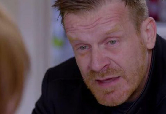 مليونير يقدم شقة لأم وطفلتها من بين 8000 طلب صورة رقم 14