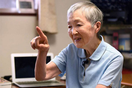 بالفيديو.. عجوز يابانية في الـ83 من عمرها تتحدى المستحيل صورة رقم 4