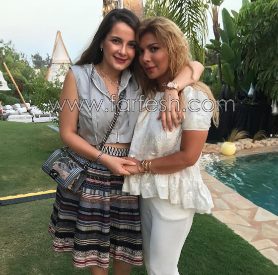أحدث صورة للفنانة أصالة مع ابنتها شام الذهبي صورة رقم 2