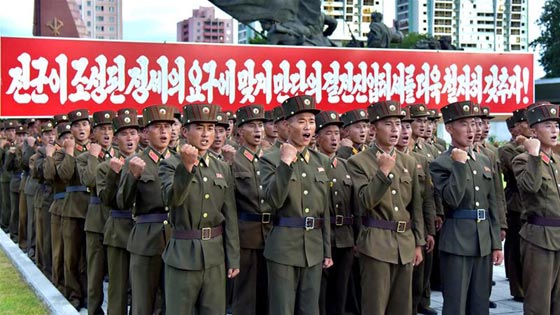 ترامب يصف الوضع بالخطير.. قوته العسكرية جاهزة وتخوف من النووي صورة رقم 4