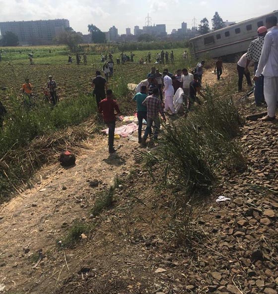 فيدو وصور.. نحو 50 قتيلا في تصادم مروّع بين قطارين بالاسكندرية صورة رقم 2
