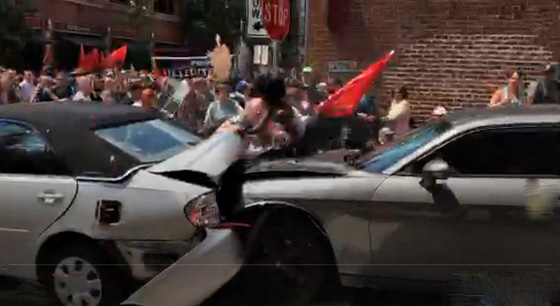 أمريكا: قتيلة وجرحى في حادثة دهس واشتباكات بفرجينيا صورة رقم 9