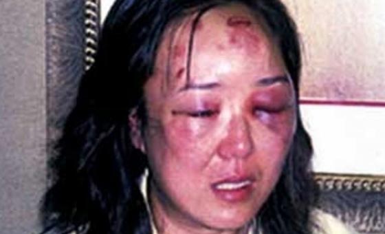 حرس الحدود الامريكي اعتدى عليها بوحشية والمحكمة تعوضها بمبلغ ضخم صورة رقم 3