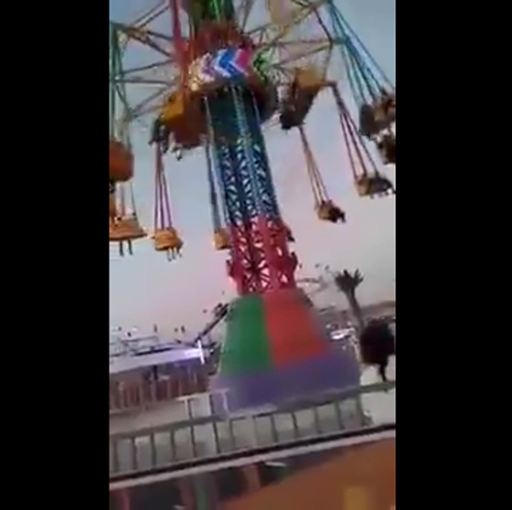 اصابة 21 طفلا في انهيار لعبة ملاهي برام الله.. فيديو صورة رقم 1