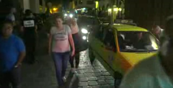 الحياة الليلية والسهر على ايقاع الرصاص في احياء بدمشق.. فيديو  صورة رقم 4