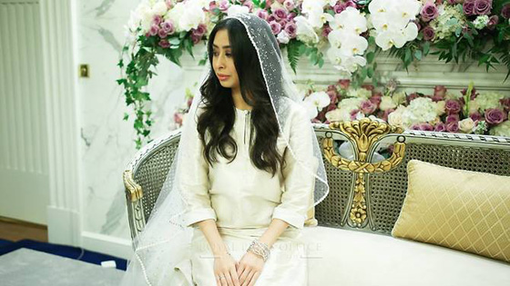 لاعب كرة سابق يعتنق الاسلام ويتزوج من اميرة ماليزية في حفل اسطوري صورة رقم 10