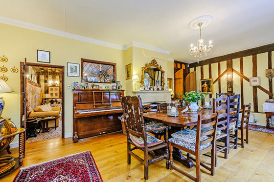 مليون إسترليني سعر منزل هاري بوتر في بريطانيا صورة رقم 9