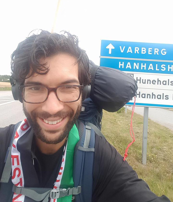 بالفيديو والصور.. يهودي سيعبر 8 دول و5 آلاف كيلومتر مشياً على الأقدام للتضامن مع فلسطين صورة رقم 4