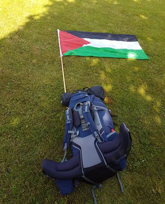 بالفيديو والصور.. يهودي سيعبر 8 دول و5 آلاف كيلومتر مشياً على الأقدام للتضامن مع فلسطين صورة رقم 10