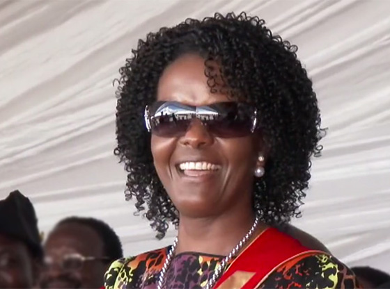 اتهام سيدة زيمبابوي الأولى بالإعتداء على عارضة أزياء بالضرب! صورة رقم 7