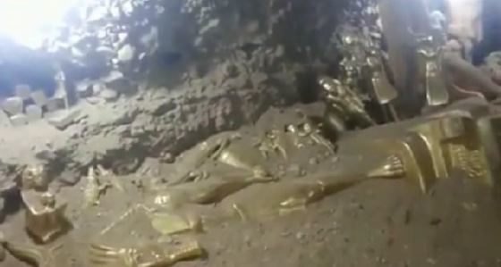 مواطن مصري يكتشف كنوز قارون ويؤكد: اسجنوني لو أكذب صورة رقم 1