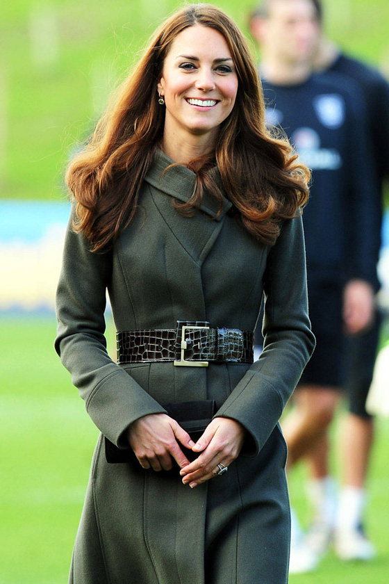 لهذا السبب ترفض دوقة كامبريدج التوقيع وتفضل التقاط السيلفي!! صورة رقم 8