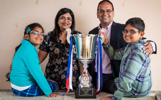 تعرفوا على الطفل الأكثر عبقرية في بريطانيا صورة رقم 12