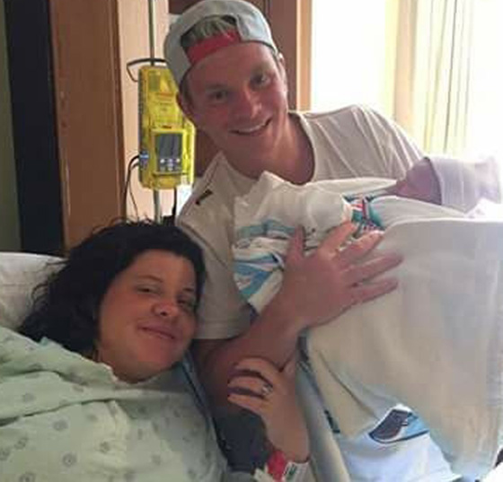 طفلة أمريكية ولدت يوم الكسوف وهكذا سميت..!! صورة رقم 3