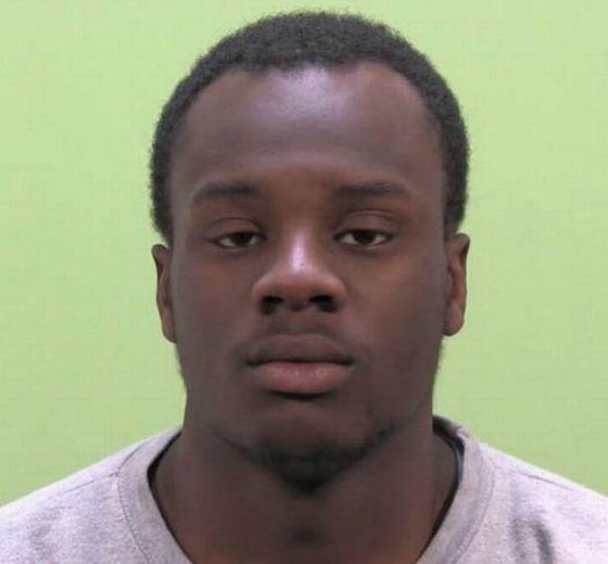 اب ينشر فيديو للحظة مقتل ابنه طعنا بسكين خلال مشاجرة! شاهد صورة رقم 3