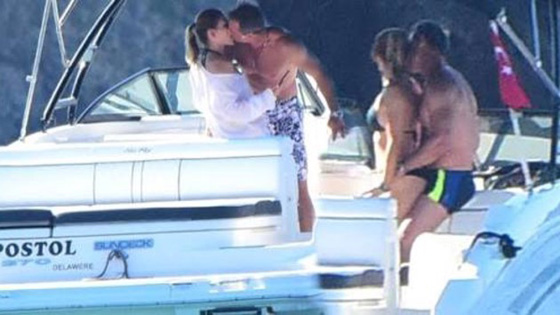 صور فضيحة زنا للممثل التركي مراد باش اوغلو مع ابنة اخيه الشقراء! صورة رقم 6